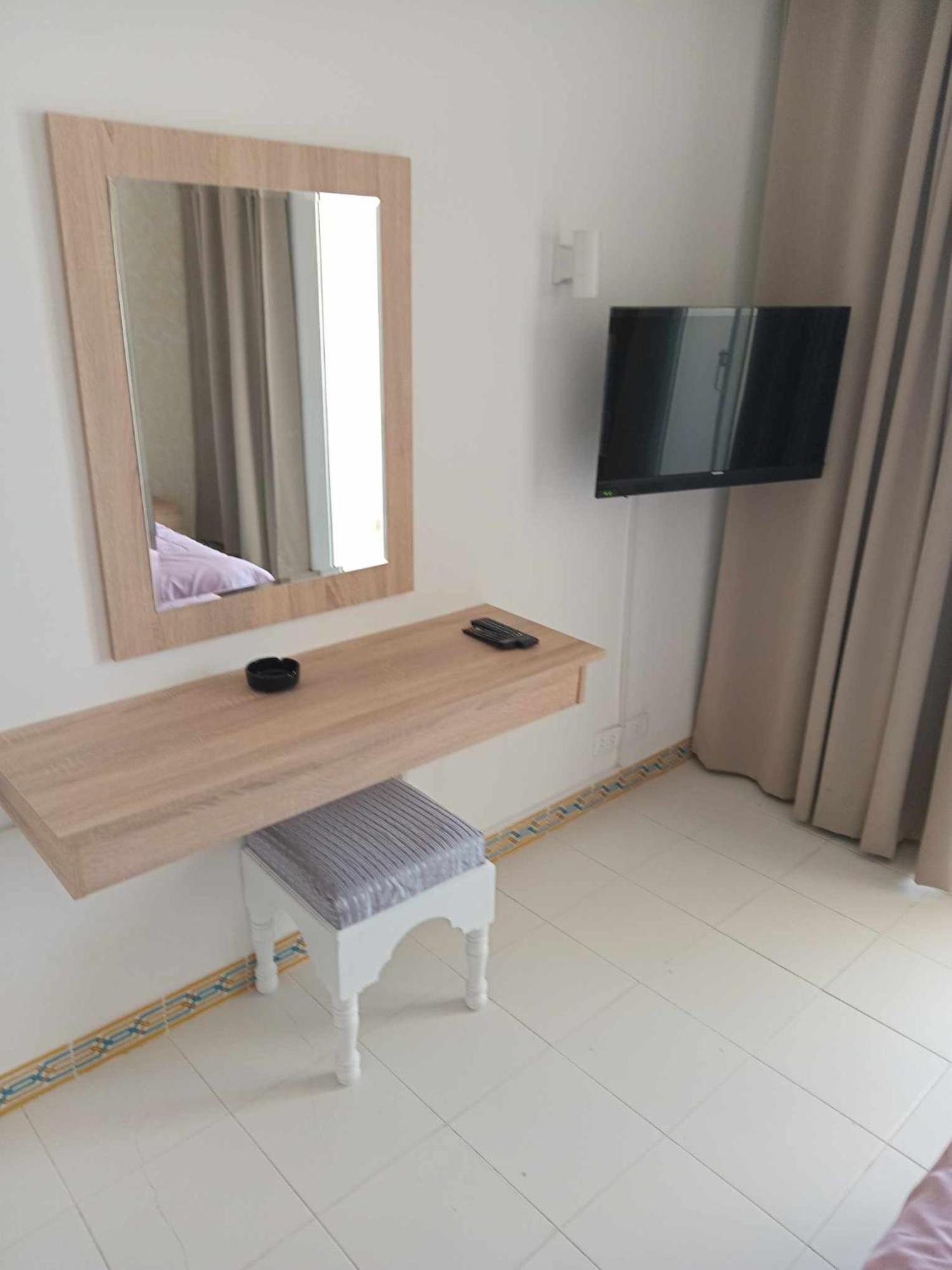Hotel Mezri โมนาสตีร์ ภายนอก รูปภาพ
